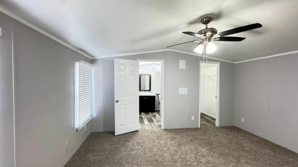 2012 American Homestar Corp Crown Manor Mobile Home