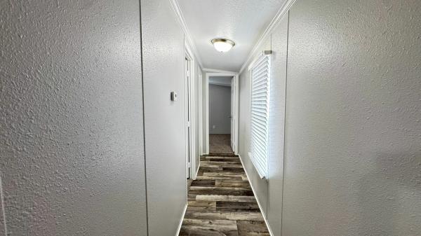 2012 American Homestar Corp Crown Manor Mobile Home