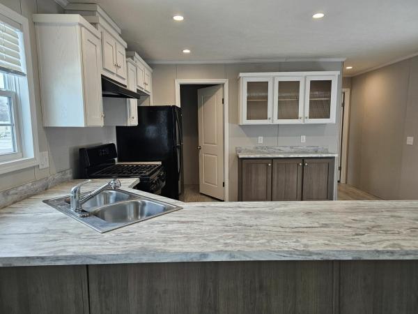 Photo 1 of 2 of home located at 5817 Brickel Drive Lot 479 Saginaw, MI 48601