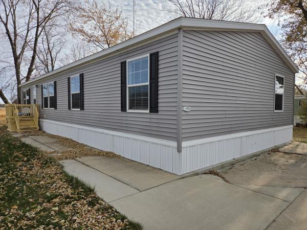 2019  Mobile Home For Sale