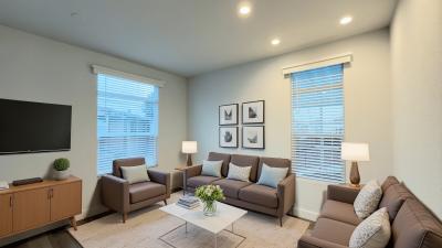 Photo 5 of 8 of home located at 925 W Bonita 23 Glendora, CA 91740