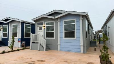 Photo 3 of 8 of home located at 13440 S Lakewood Blvd 98 Bellflower, CA 90706