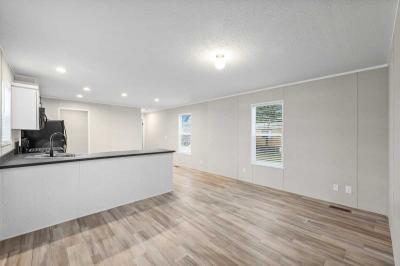 Photo 5 of 8 of home located at 214 Franklin Blvd Mahomet, IL 61853