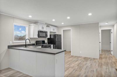 Photo 4 of 8 of home located at 214 Franklin Blvd Mahomet, IL 61853