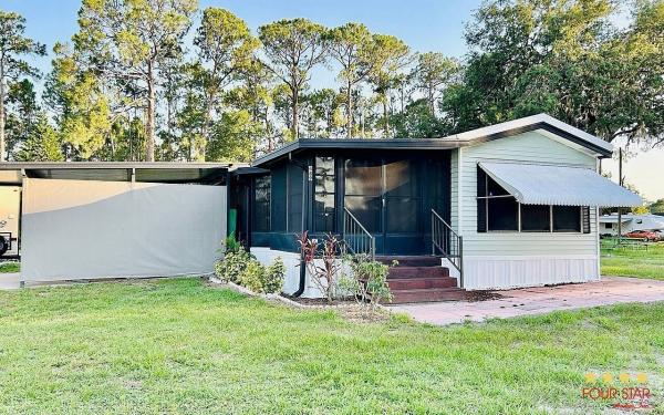 Photo 1 of 2 of home located at 20005 Us Hwy 27 Clermont, FL 34715