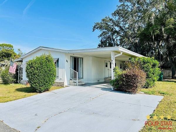 Photo 1 of 2 of home located at 31 Lavender Ln Eustis, FL 32726