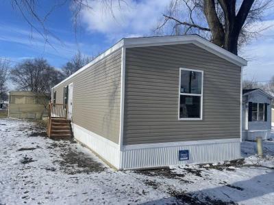 Mobile Home at 759 S Waxwing Warsaw, IN 46582