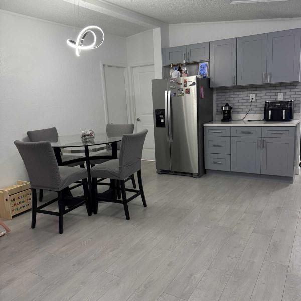 Photo 1 of 2 of home located at 9603 Oaks St Tampa, FL 33635