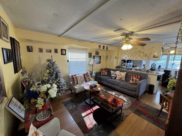 1965 VILL Manufactured Home