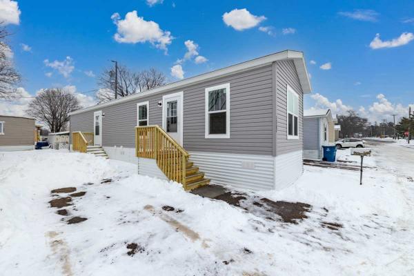 Photo 1 of 2 of home located at 1267 Onondaga Street NE Fridley, MN 55432