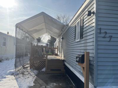 Photo 2 of 16 of home located at 127 Fountainbleau Ct E Rochester Hills, MI 48307