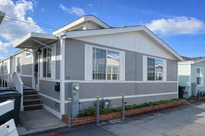 Photo 2 of 3 of home located at 327 W Wilson Street #73 Costa Mesa, CA 92627