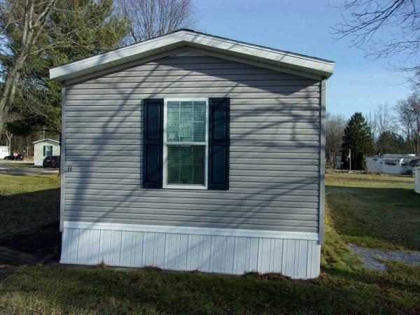 Photo 1 of 2 of home located at 17 Ceres Dr Vienna, OH 44473