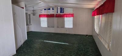 Photo 2 of 14 of home located at 4401 Sandbrook Way Bakersfield, CA 93301