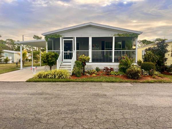 SKYLINE Mobile Home For Sale
