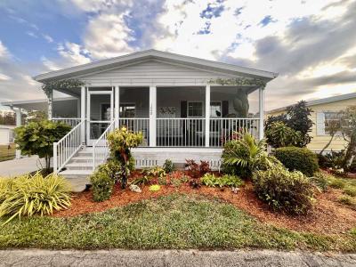 Photo 2 of 23 of home located at 1048 Bull Run Drive Naples, FL 34110