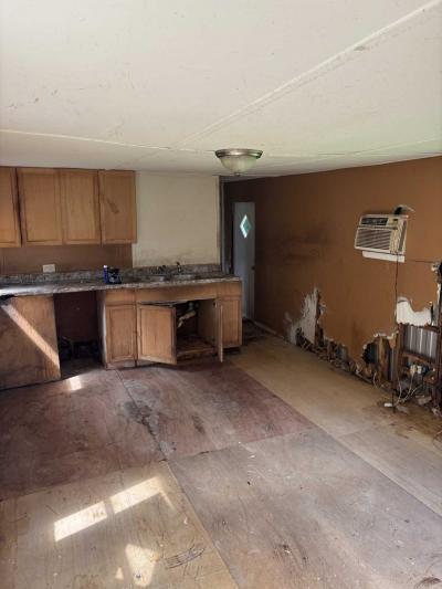 Photo 4 of 8 of home located at 1311 NW 35th St Lot 3 Ocala, FL 34479