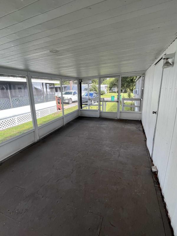 1989 WEST Mobile Home