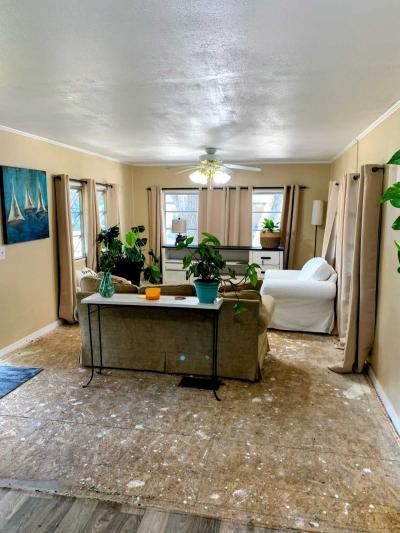 Mobile Home at 9925 Ulmerton Rd Lot 214 Largo, FL 33771