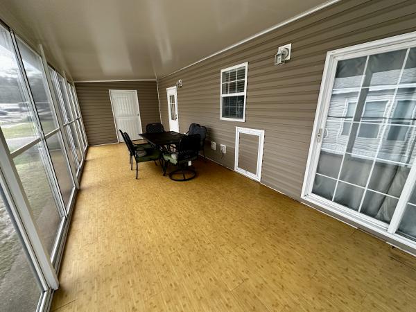 2014 CHARIOT Mobile Home