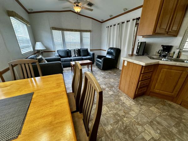 2014 CHARIOT Mobile Home