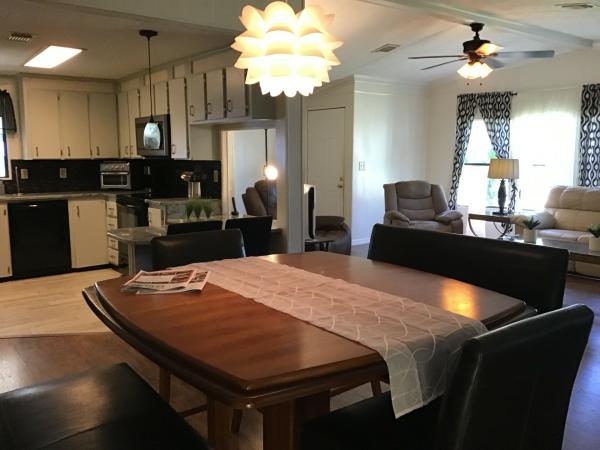 1985 Palm Harbor Palm Mobile Home