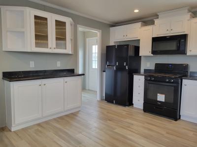 Photo 4 of 9 of home located at 238 Highland Dr Highland, MI 48357