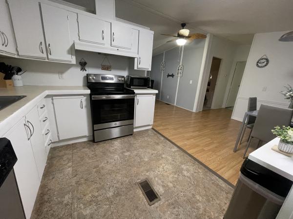 1987 Fleetwood Mobile Home