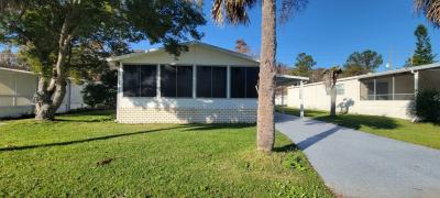 Photo 3 of 19 of home located at 5440 R.d. Avenue Orlando, FL 32822