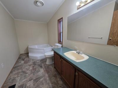 Photo 5 of 9 of home located at 153 Evergreen Road Flint, MI 48506