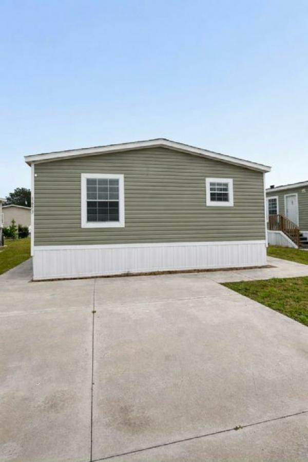 Photo 1 of 2 of home located at 1653 Hogue Ave, #476 Apopka, FL 32712