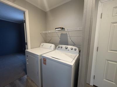 Photo 4 of 7 of home located at 57 Jenny Lane Cheektowaga, NY 14225