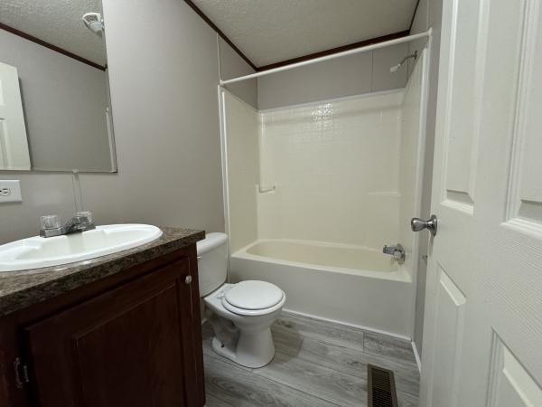 2012 Champion 1680204RA Mobile Home