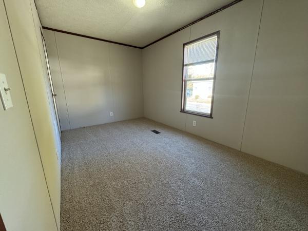 2012 Champion 1680204RA Mobile Home