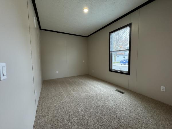 2017 FAIRMONT 430HH16663A Mobile Home