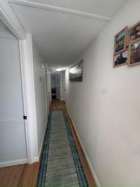 1984 HMP MOBHM Manufactured Home