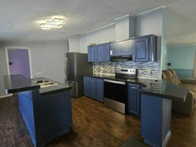 Photo 2 of 11 of home located at 1123 Walt Williams Road, #214 Lakeland, FL 33809