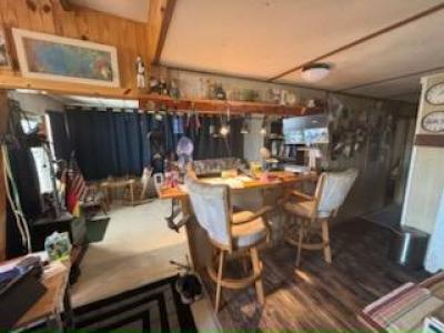 Photo 5 of 16 of home located at 4000 24th St N Unit 1005 Saint Petersburg, FL 33714