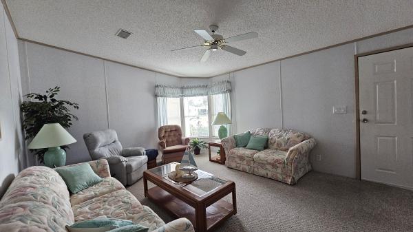 1993 Palm PH068437ABFL Mobile Home