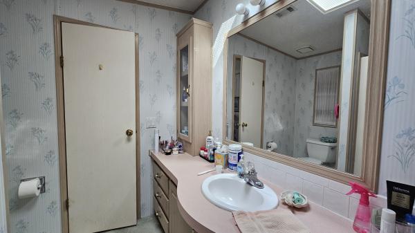 1993 Palm PH068437ABFL Mobile Home