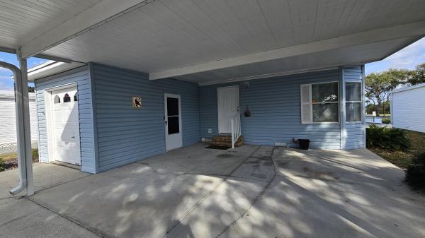 1993 Palm PH068437ABFL Mobile Home