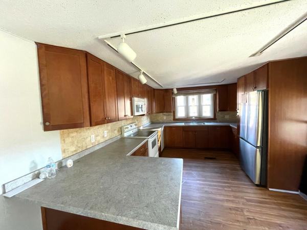 1971 Park Estate 12x65-2-H Mobile Home