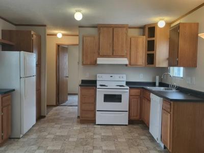 Photo 2 of 20 of home located at 1052 Bayside Road Elgin, IL 60123