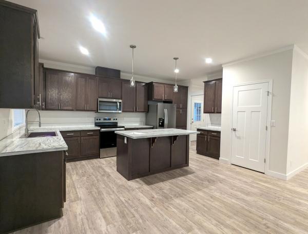 2025 Skyline L9G818 Mobile Home