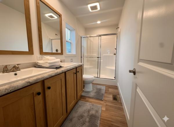 2025 Clayton-Redwood Falls  Home