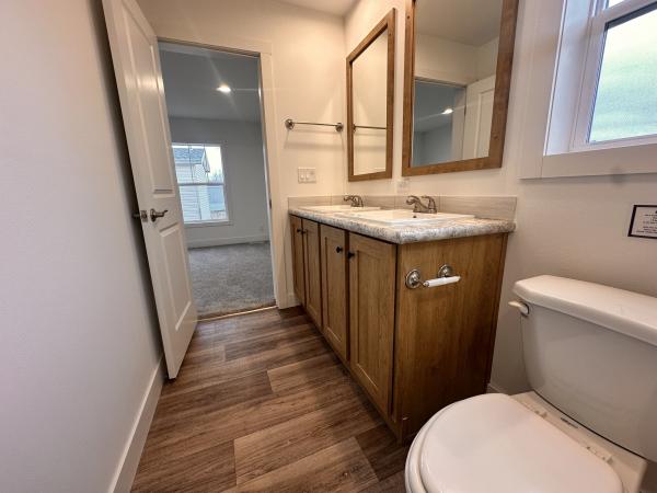 2025 Clayton-Redwood Falls  Home