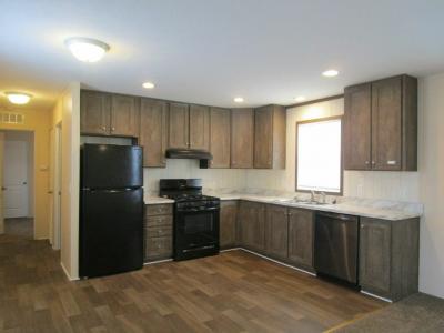 Photo 3 of 14 of home located at 17523 Oak Grove Brownstown, MI 48174