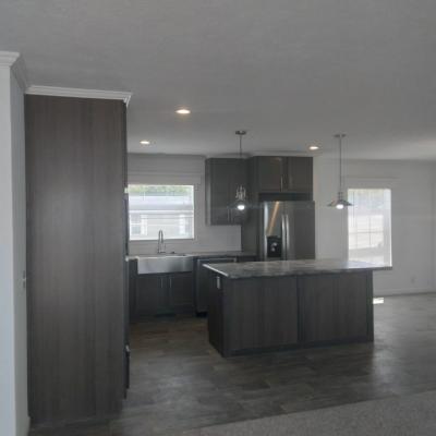 Mobile Home at 37290 Harvest Trl Lot 569 Lenox, MI 48048