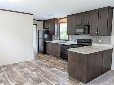 Mobile Home at 692 Oregon Belleville, MI 48111