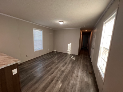 Photo 3 of 8 of home located at 3309 Magnolia Ct. #184 Midland, MI 48642